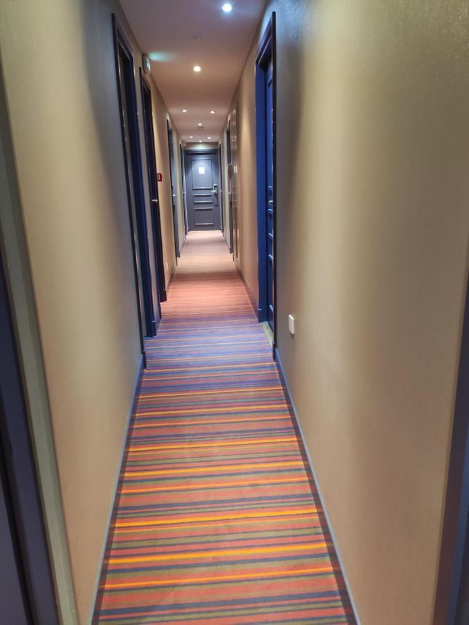 Hotel Le Relais Saint Charles Parijs Buitenkant foto