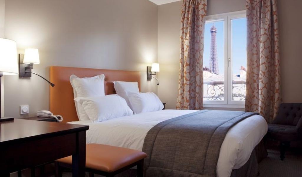 Hotel Le Relais Saint Charles Parijs Buitenkant foto