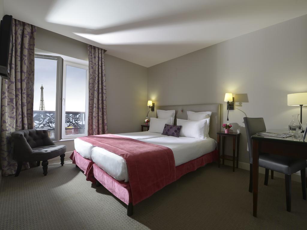 Hotel Le Relais Saint Charles Parijs Buitenkant foto