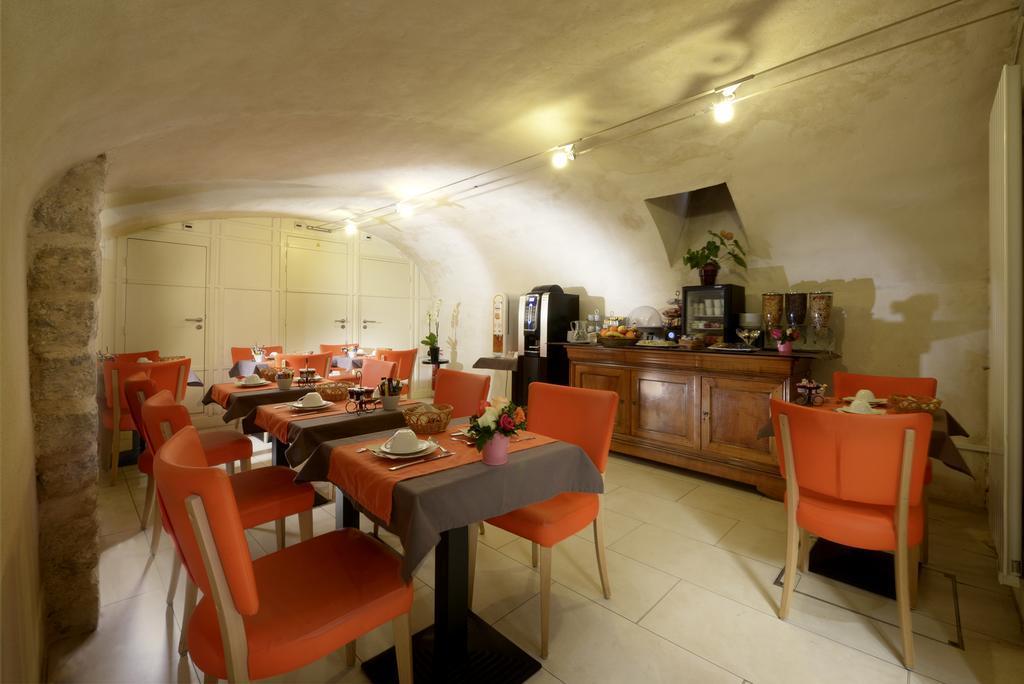 Hotel Le Relais Saint Charles Parijs Buitenkant foto
