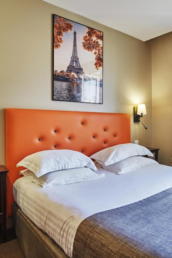 Hotel Le Relais Saint Charles Parijs Buitenkant foto